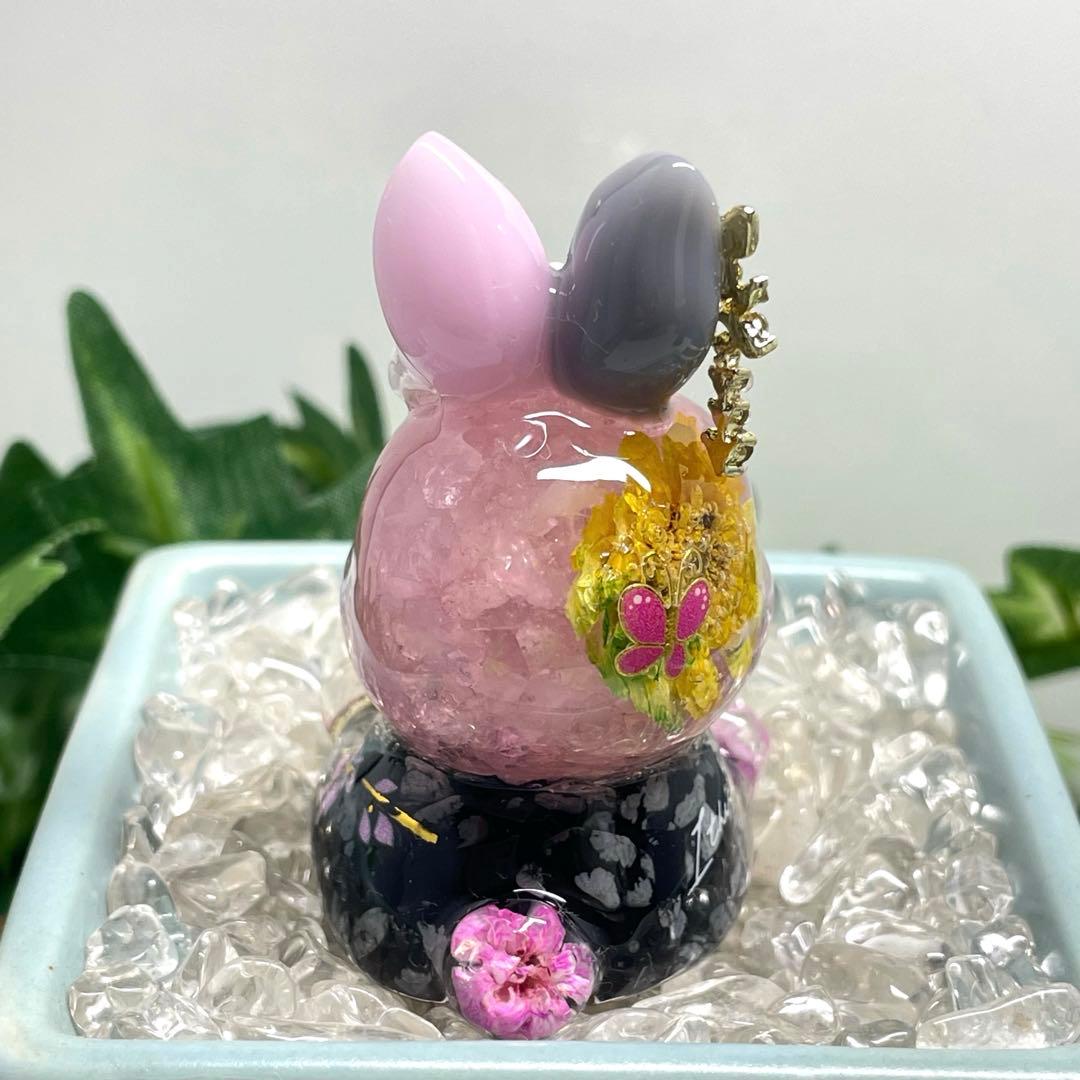 Mー519 オルゴナイト ❣️ ちょい悪うさぎ ❣️ 置物　レジン