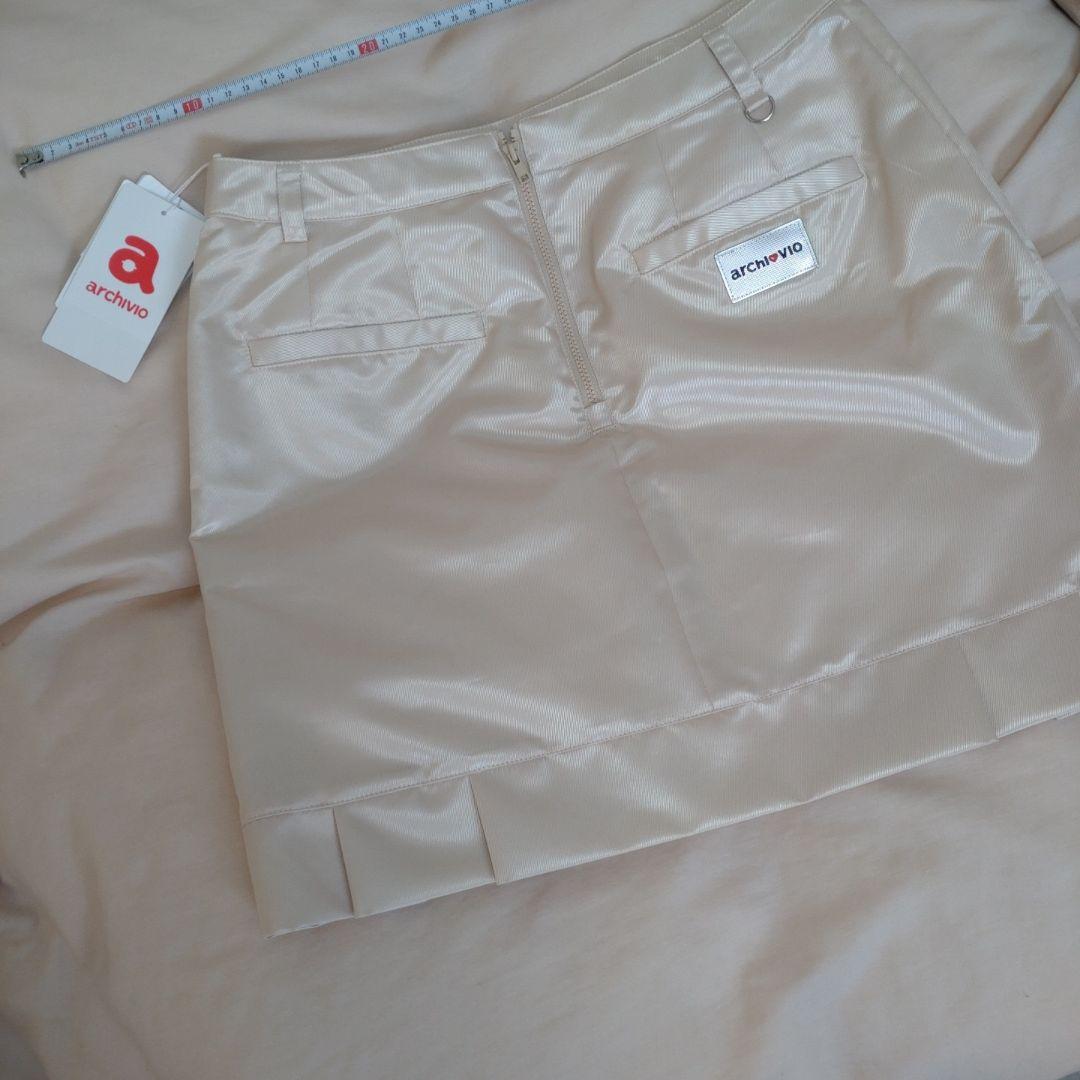 お値下げしました　アルチビオ　スカート　４０　新品　未使用