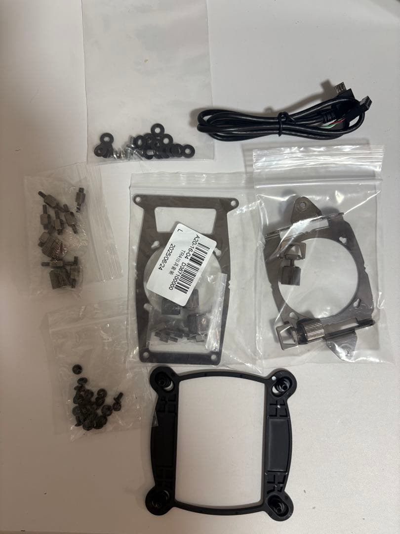 Antec NX200M 電源•簡易水冷クーラー付PCケース（ジャンク）