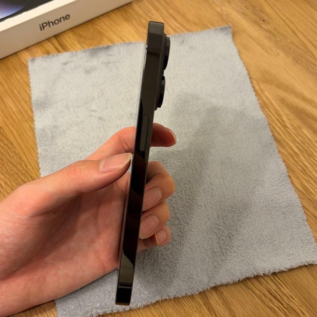 Apple iPhone 14 Pro スペースブラック 256GB 箱付き