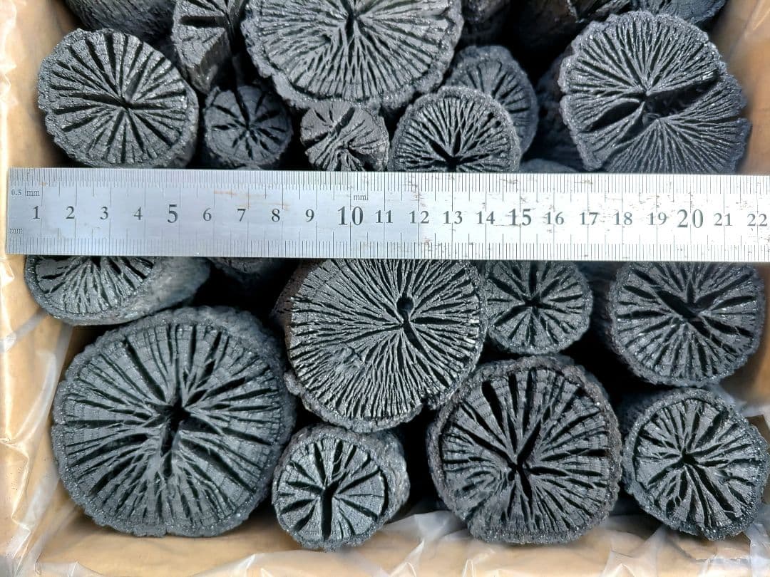 m3ホンポ【 愛媛産 】切れ端５.５㎏ クヌギ炭×2箱