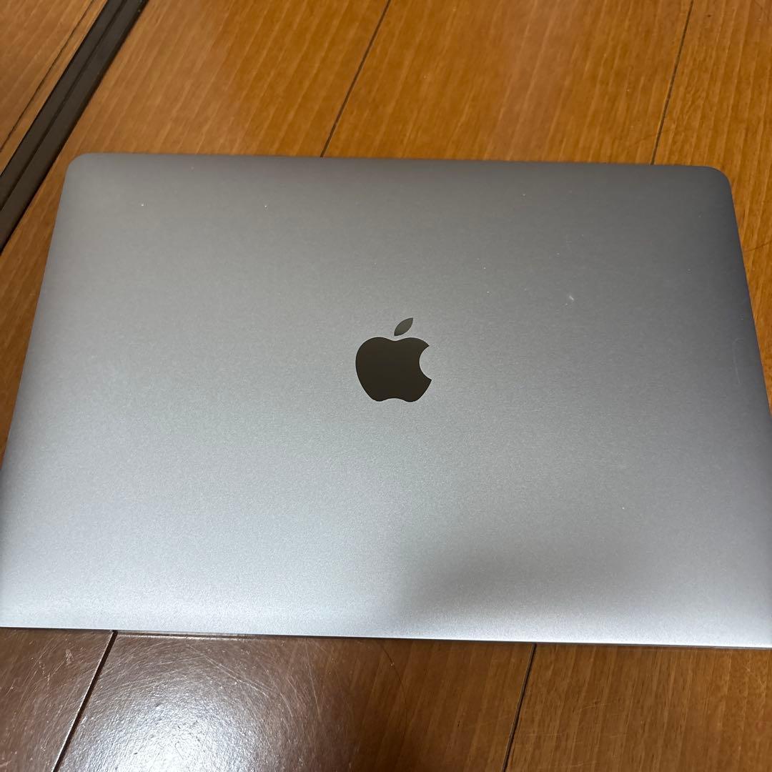 Apple MacBook Air (M1, 8GB) ジャンク