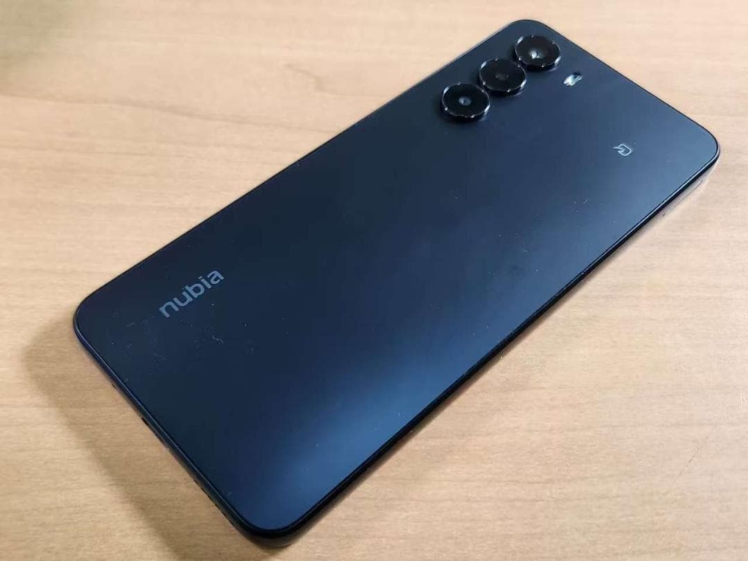 スマートフォン本体 021200G nubia S (5G) A403ZT 128GB
