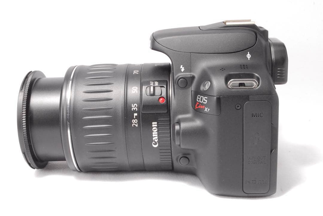 超軽量✨高画質✨Canon Kiss X7✨Wレンズ✨デジタル一眼レフ✨