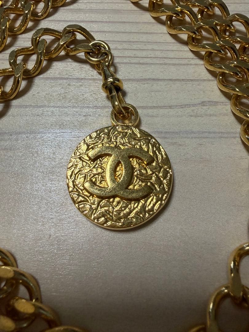 CHANEL シャネル　チェーンベルト　1982 ゴールド