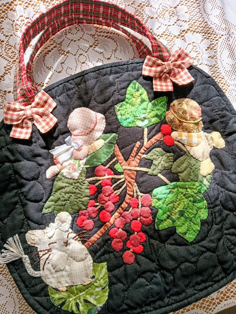 スーちゃん 甘い木の実のステキな場所