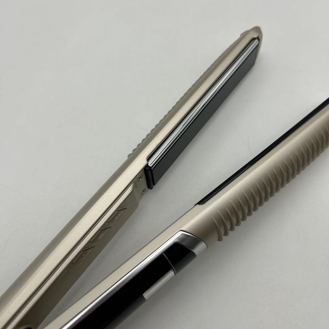 新品同様 ヤーマン スムースアイロンフォトイオン YJHBON ヘアアイロン