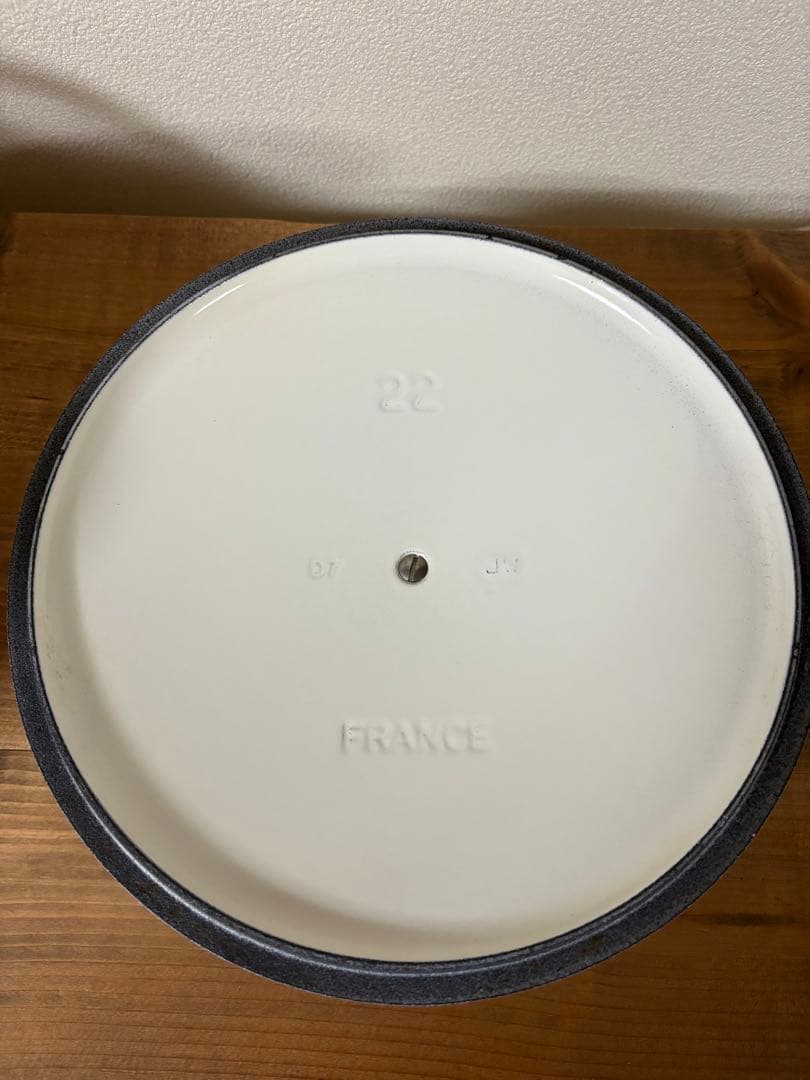 ル・クルーゼ　ココットロンド22cm限定色パウダーピンク