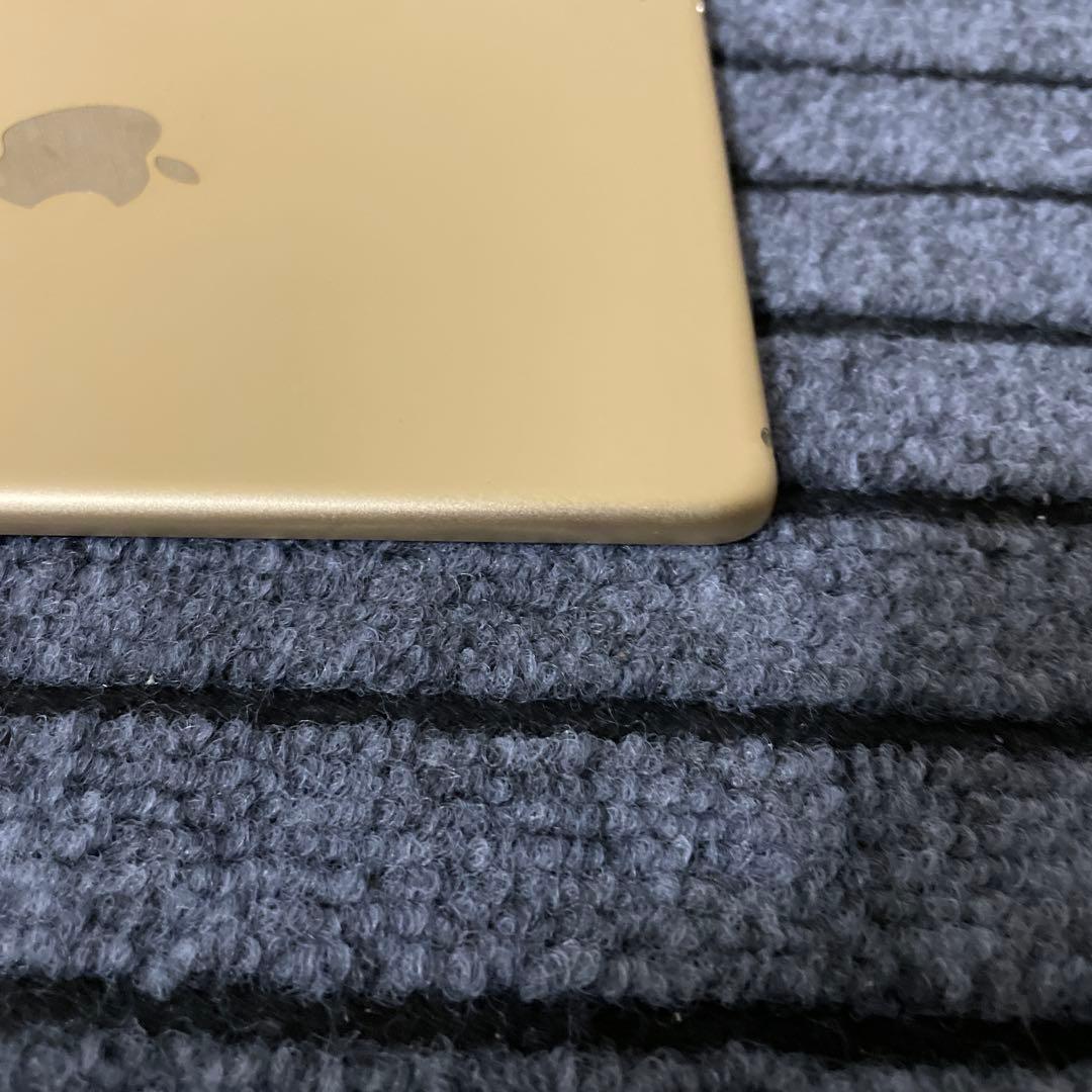 10【早い者勝ち】 iPad mini4 4世代 64GB ゴールド