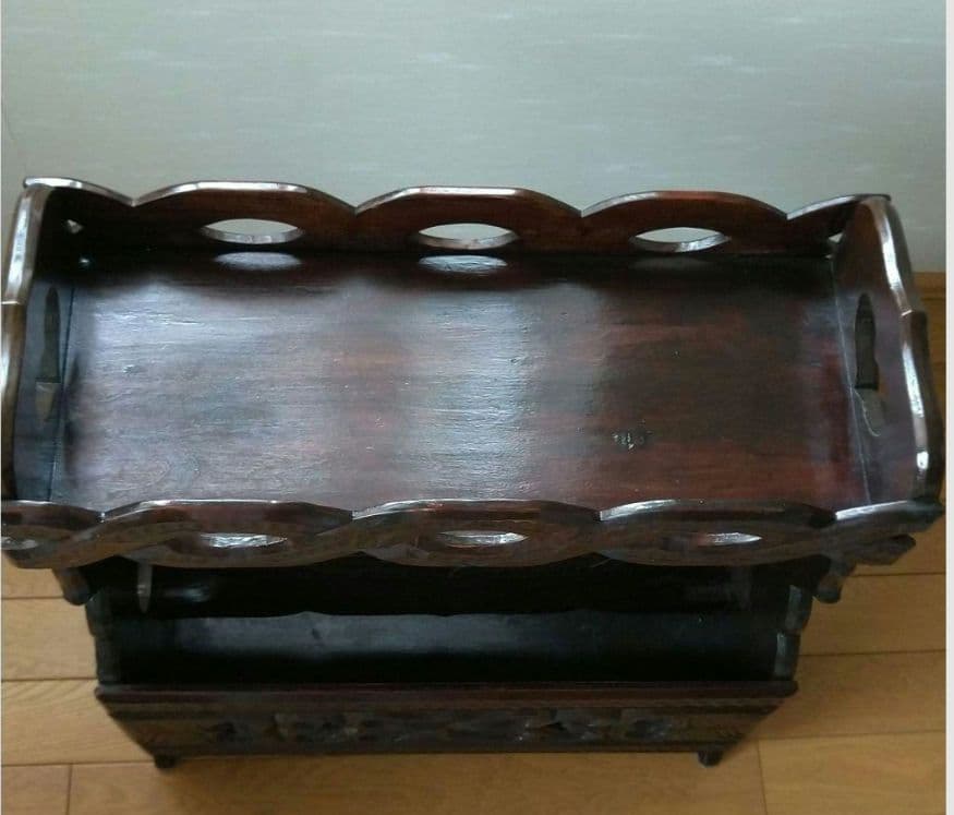 アイヌ模様 木製マガジンラック