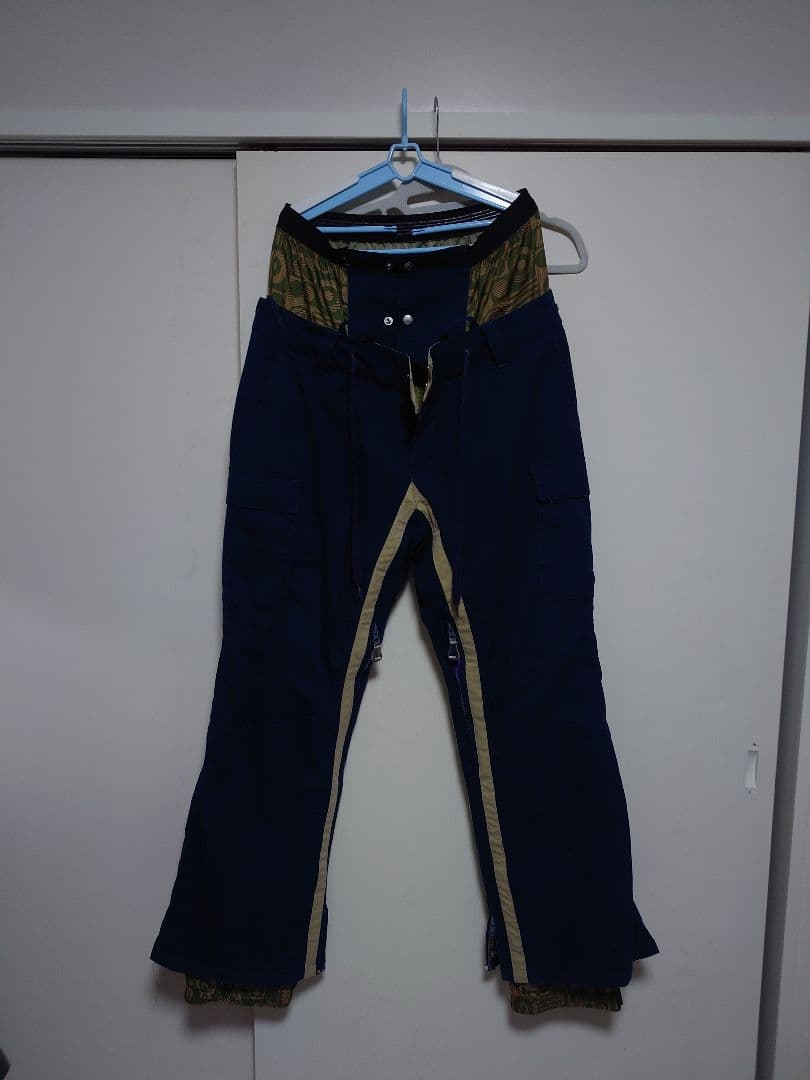 スノーボードウェアセット（ジャケット・パンツ）