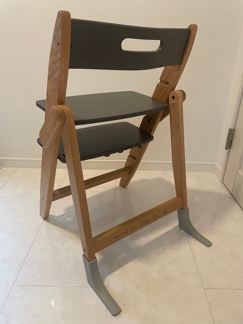 moji YIPPY NOVEL モジ イッピー ノーブルチェアーキッズチェア