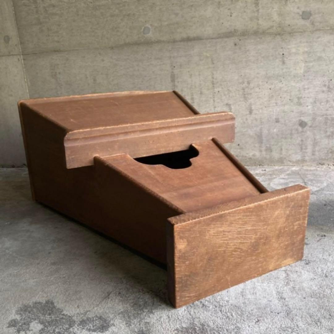 古い味のある大きな踏み台 置物台 花台 飾り棚 ラック 大型 特大 木製 レトロ