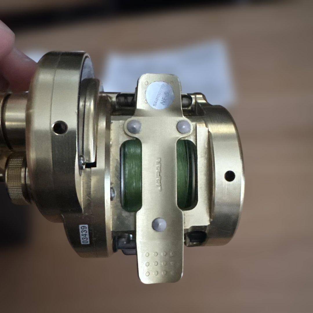 リール SHIMANO 15CALCUTTA CONQUEST 200HG