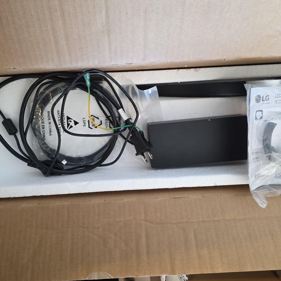 LG ウルトラワイドモニター 34WR55QC 本体