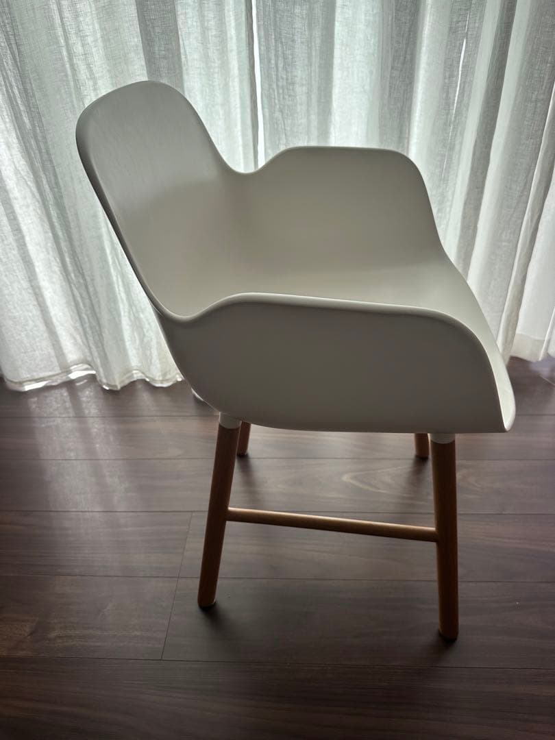 normann  ノーマンコペンハーゲン　アームチェア一脚