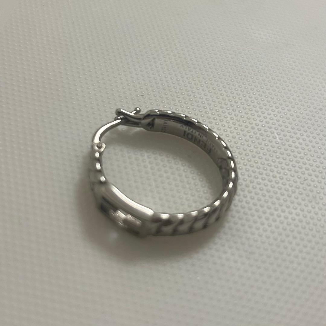 FENDI ピアス 片耳