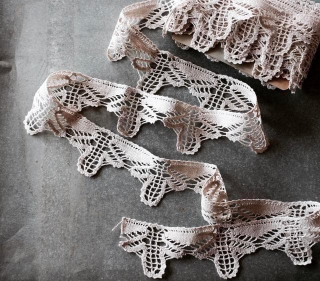 ゆう　小鳥のレース１セット　蝉のレース６m