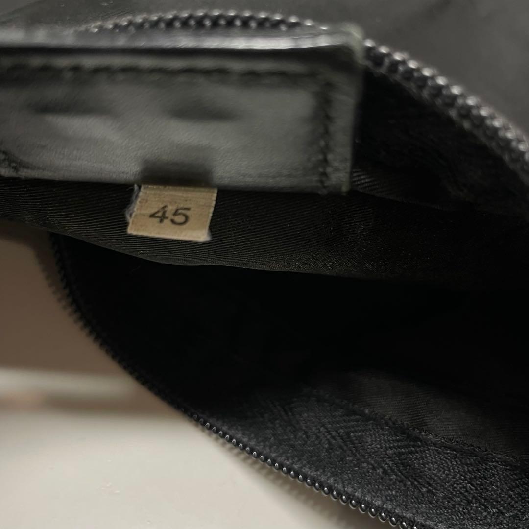 S*。様 PRADA ナイロン　ショルダーバッグ