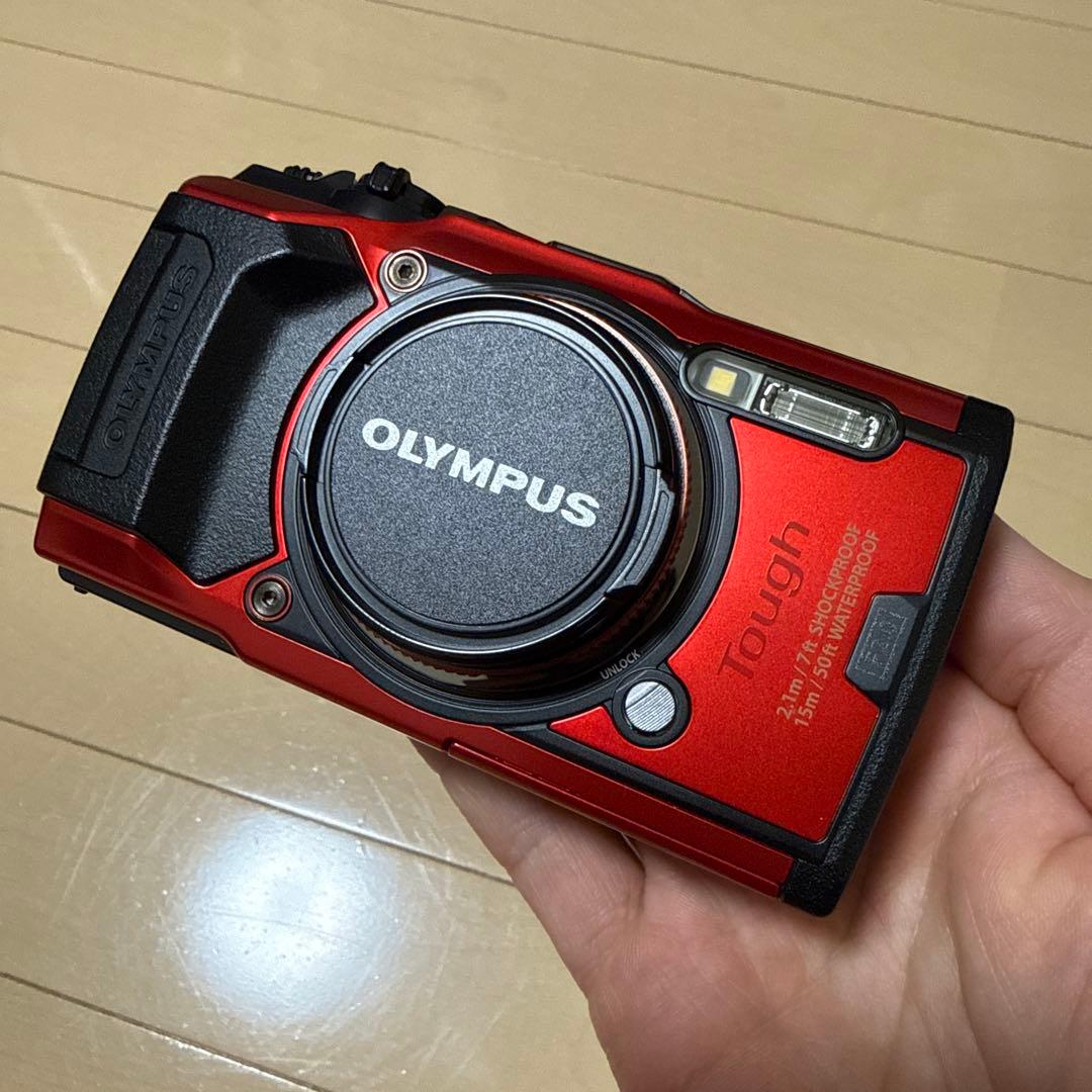 OLYMPUS Tough TG-6 レッド 本体と付属品