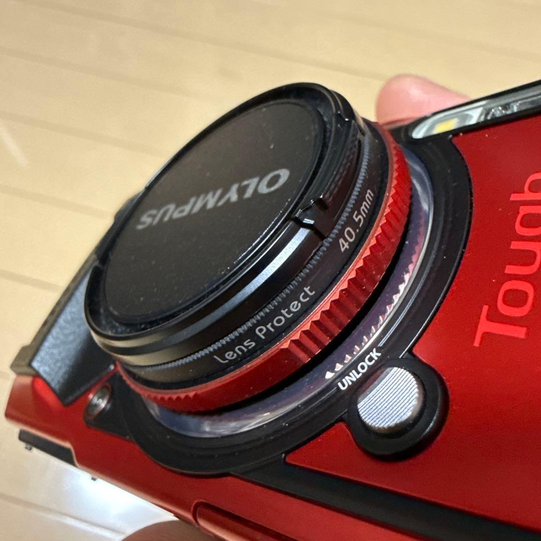 OLYMPUS Tough TG-6 レッド 本体と付属品