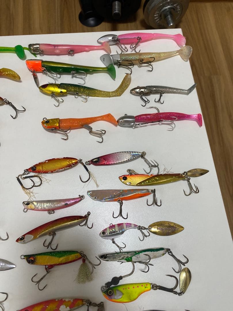 シーバスルアーまとめ売り100個以上　スピニングリールストラディック4000XG