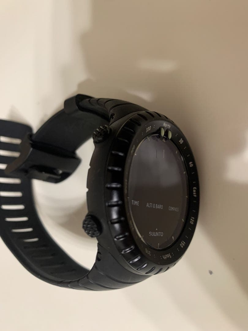 美品 SUUNTO CORE スント コア オールブラック