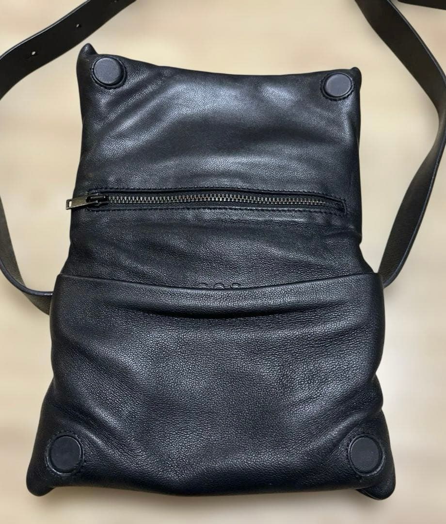 ☆専用☆ COS ボディバッグ　ウエストポーチ　レザー　ブラック