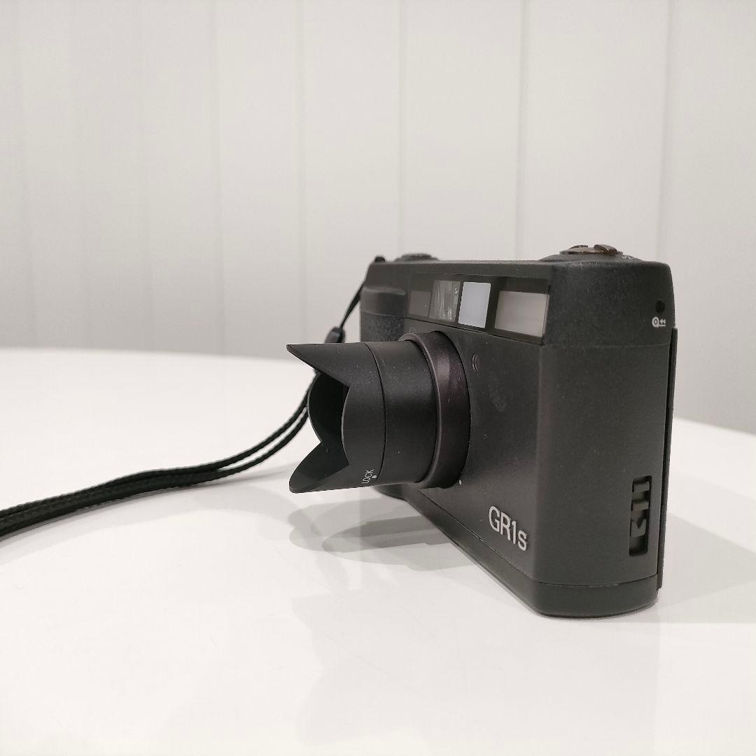 ラ*ン様 RICOH GR1s デート　コンパクトフィルムカメラ