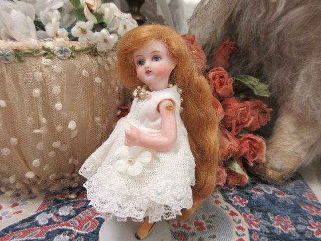 とても綺麗な　ヴィンテージ　ミニョネット　作家　Harriet Hammond