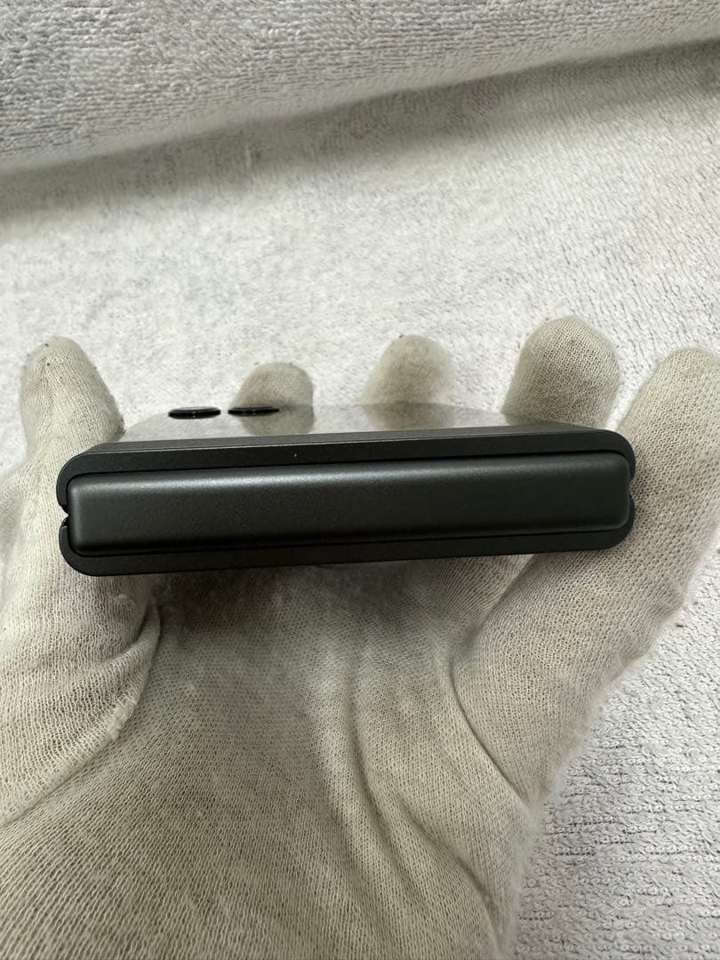 @Motorola razr 50 12GB 512GB SIMフリー版