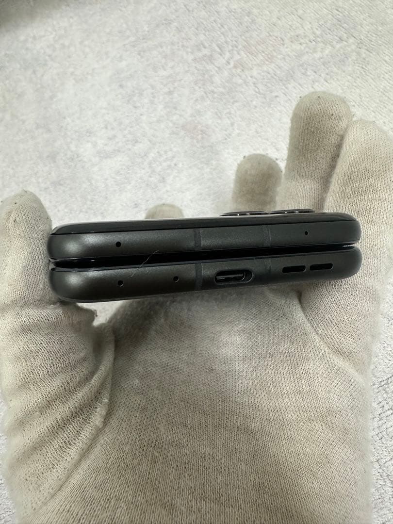 @Motorola razr 50 12GB 512GB SIMフリー版