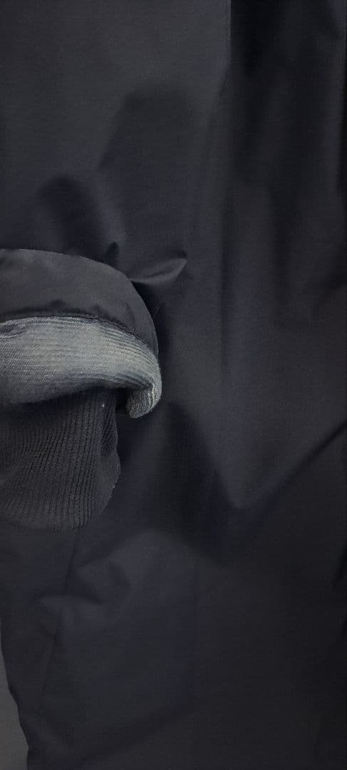 ベンチコート オークリー