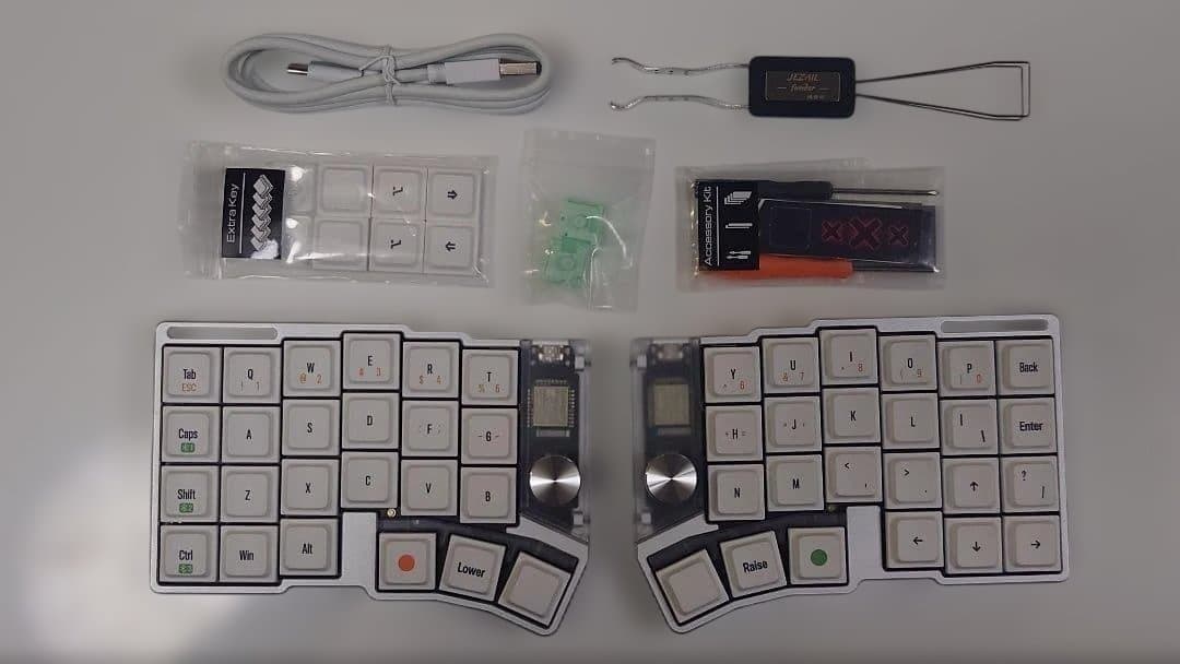 【ケース付】Cornix LP 分割無線キーボード｜VIAL対応｜技適｜シルバー