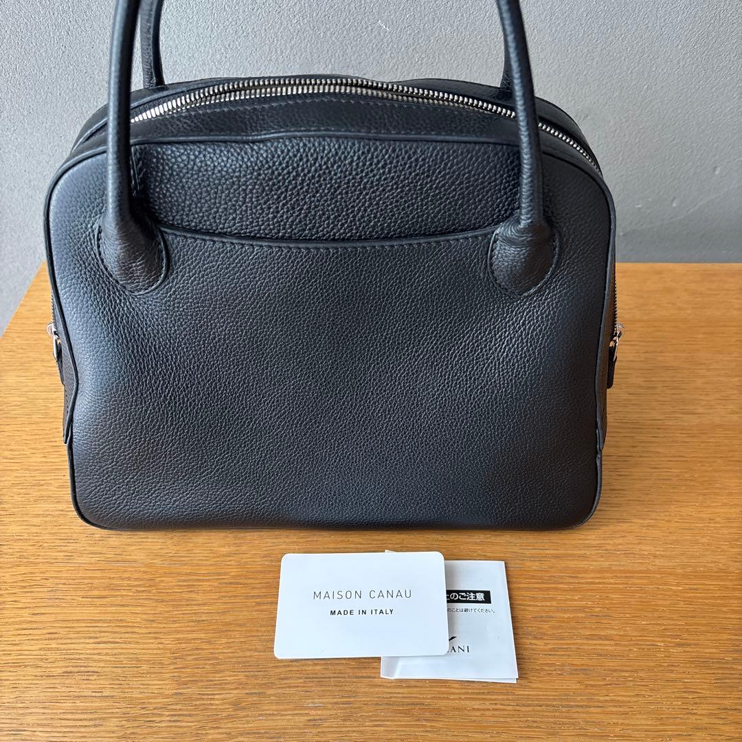 メゾンカナウ　ラウンドボストン　ハンドバッグ　レザー　黒