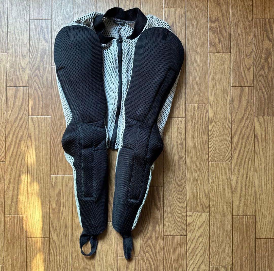 ダイネーゼ プロテクター Sサイズ イタリア製 スキー スノーボード 自転車