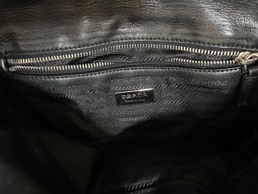 PRADA ブラックナイロンハンドバッグ 保存袋付き