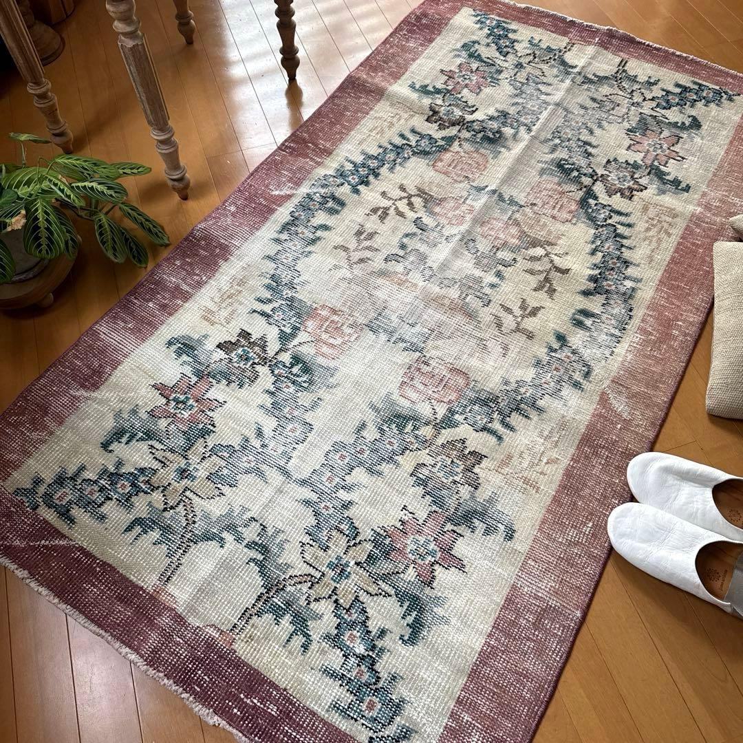 93×170擦れ　アンティークリースボタニカル　花柄　トルコヴィンテージラグ