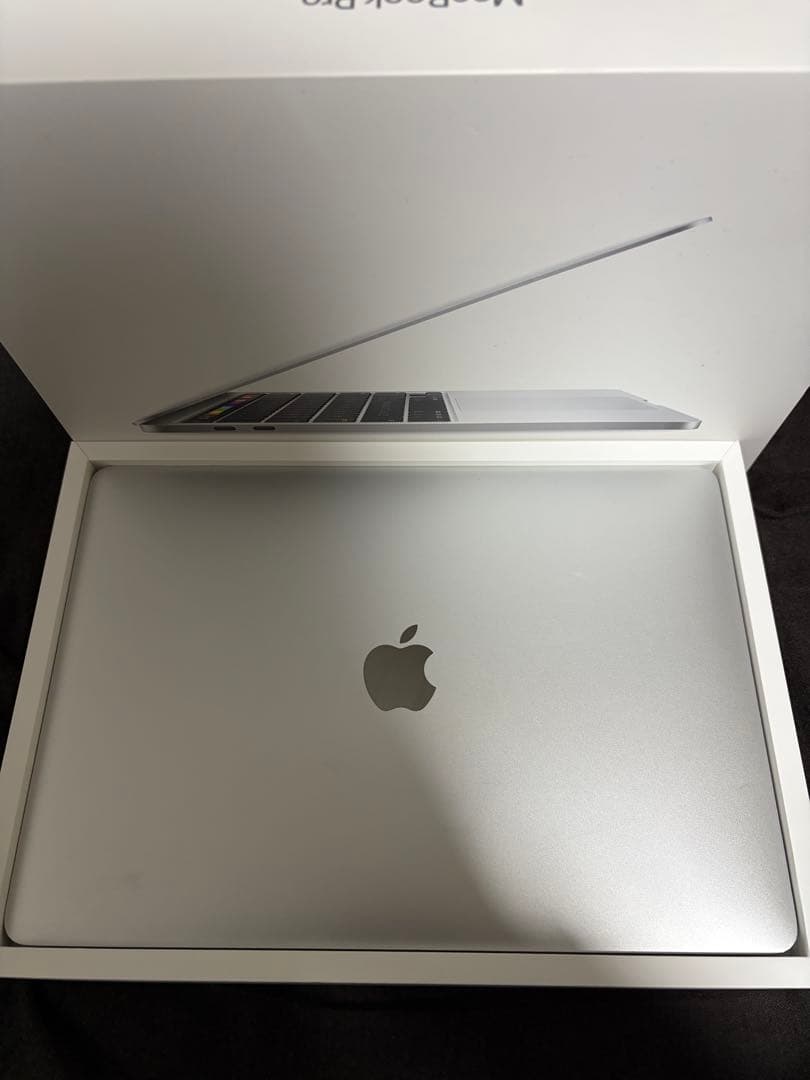 2020 Apple MacBook Pro シルバー 本体