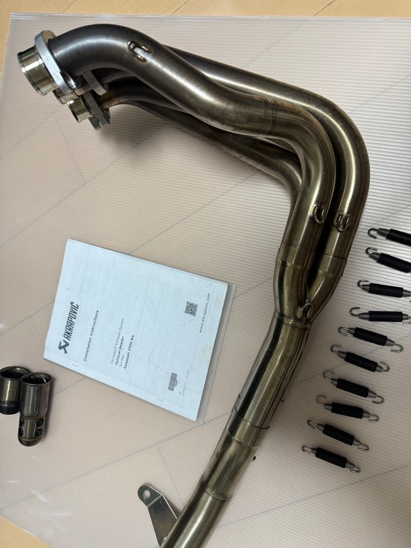 アクラポヴィッチ　オプション ヘッダー　Z900RS(18) E-K9R3