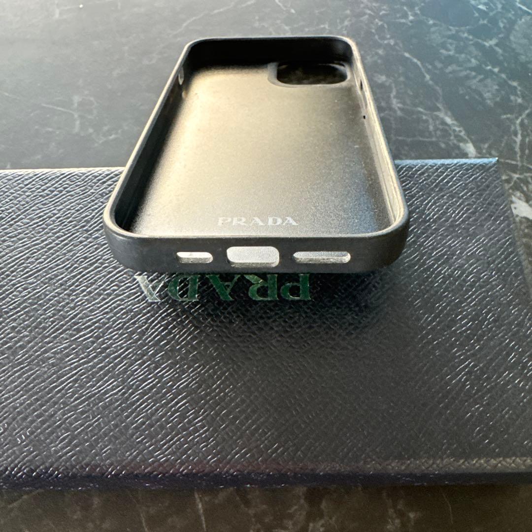 PRADA グリーン レザーiPhone13用ケース