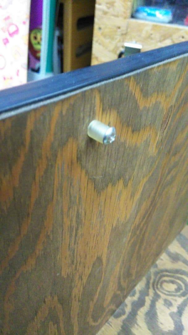 スノーボードスタンドラック　３本用　左側用　カラーウォルナット　　ハンドメイド