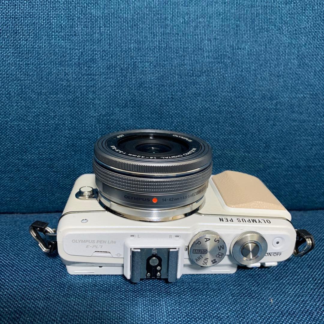OLYMPUS オリンパス PEN E-PL7 レンズセット ミラーレスカメラ