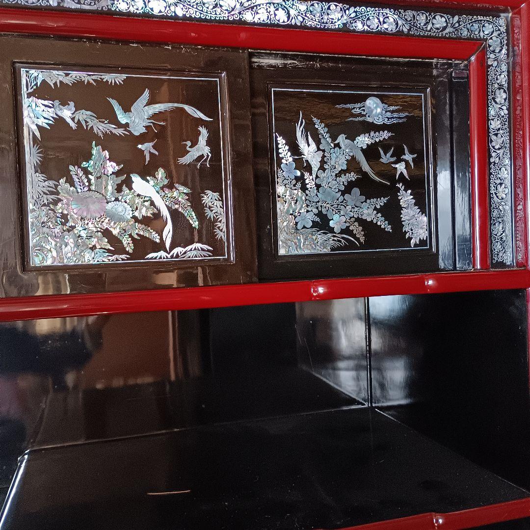 飾り棚　漆塗り　螺鈿入　朱赤　民芸家具　七門