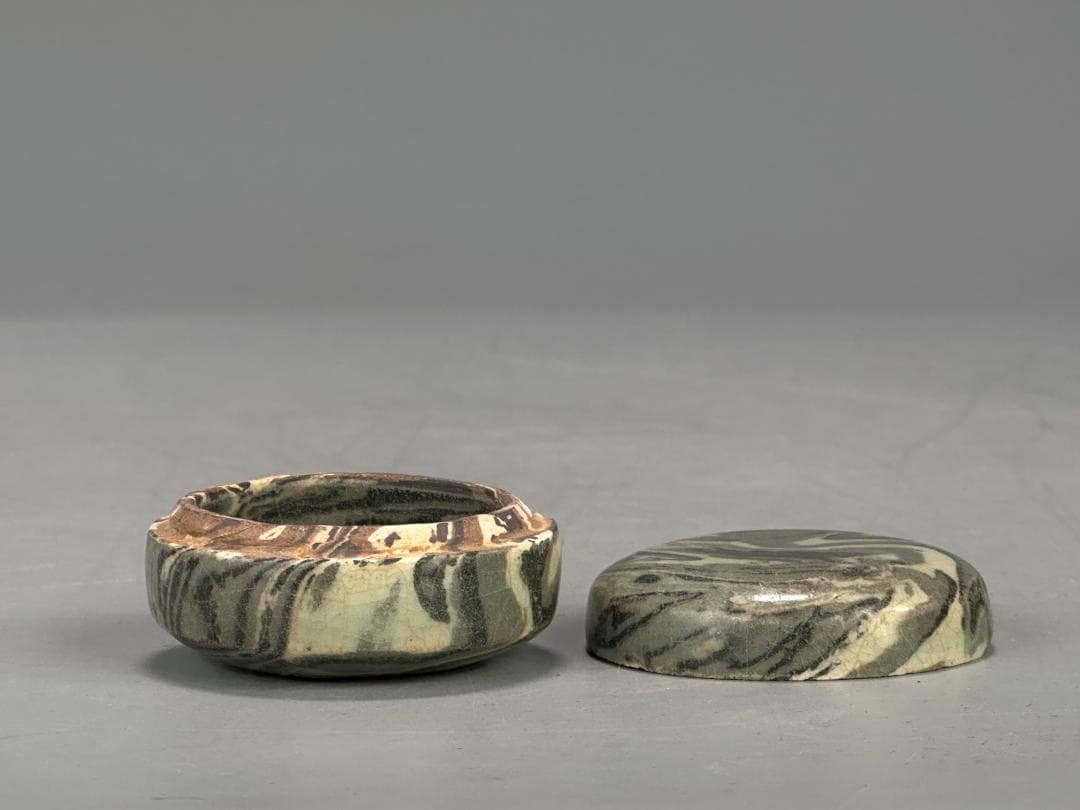 朝鮮古美術　15～16世紀　李朝時代 粉青沙器　練上　絞胎　小合　香合韓国美術