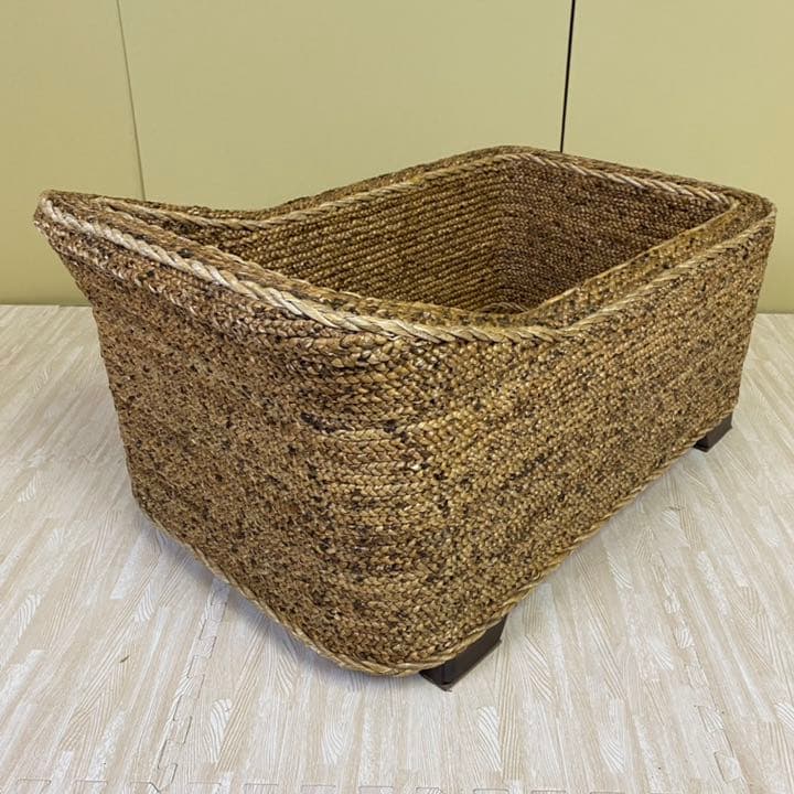 ベビーベッド　マットレス付　高級感　セレブ　重量感　オシャレ　リゾート風