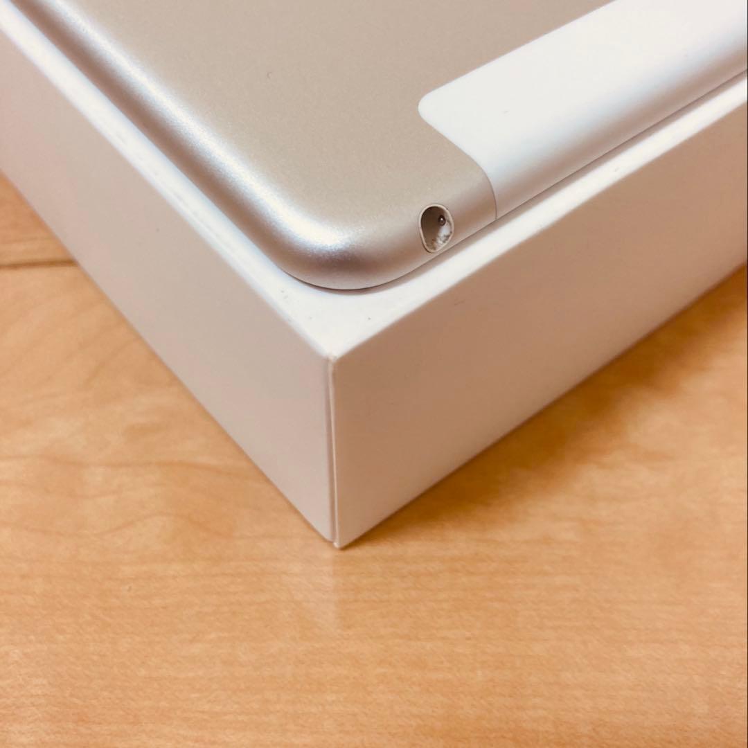 【美品】Apple iPad Air2 Wi-Fi Cellular 16GB