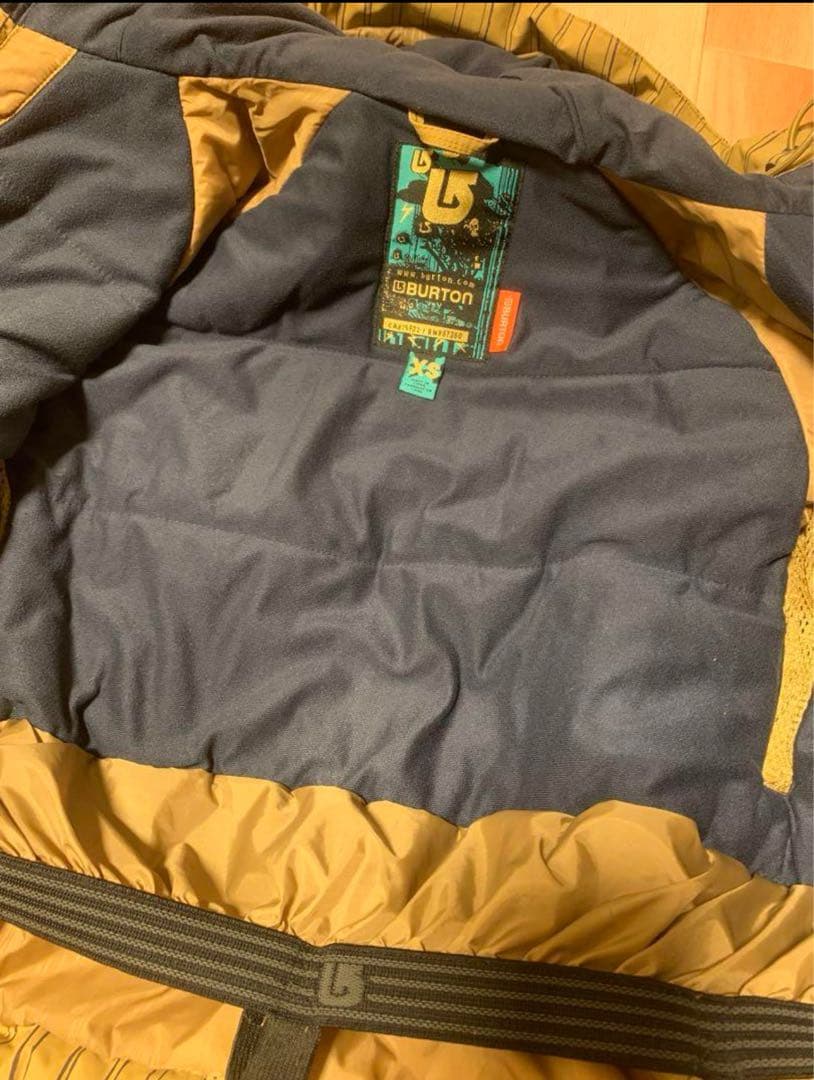 美品　Burton キッズ　スノーボード　ウェア 110 バートン　ストライプ