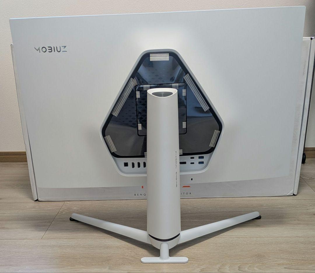 BenQ MOBIUZ EX321UX ゲーミングモニター31.5型