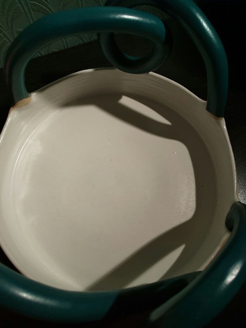 MILO MADE （ミロメイド）☆ユニークな陶器のオブジェ（フルーツボウル）